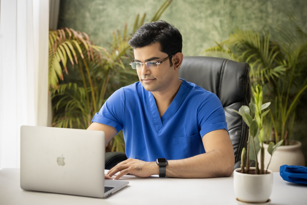 Dr. Sandip Sonara - Best Endometriosis Doctor in India